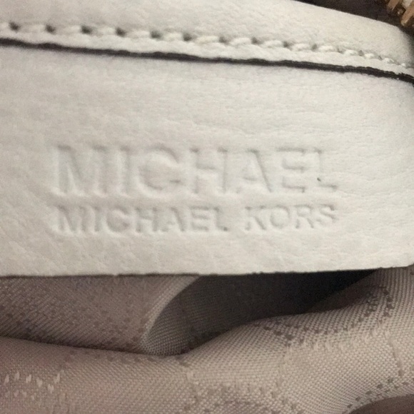 Michael Kors cream tote - Picture 3 of 3